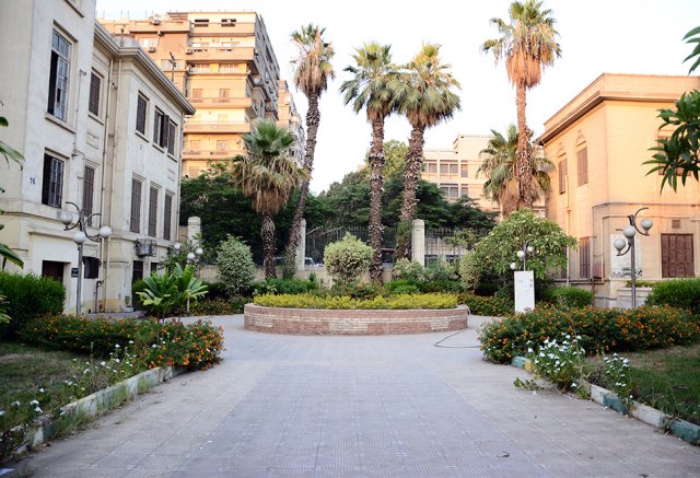 مبانى الكلية